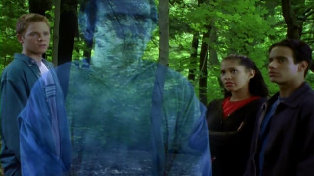 S01:E10 - The Stranger