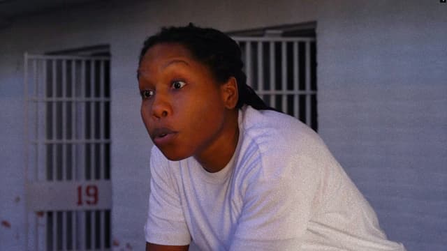 S01:E02 - Chess Moves