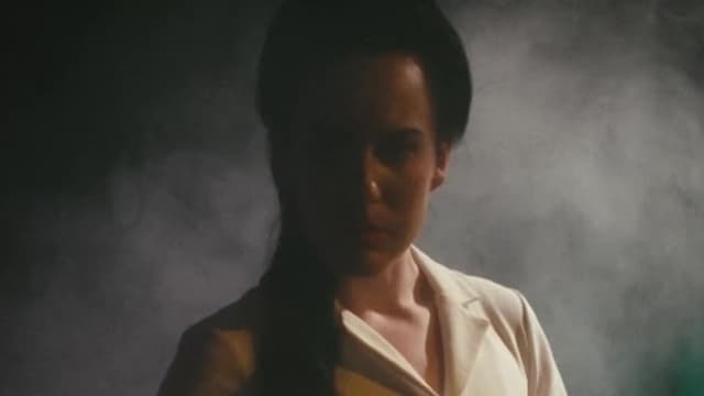 S01:E01 - Lost & Found