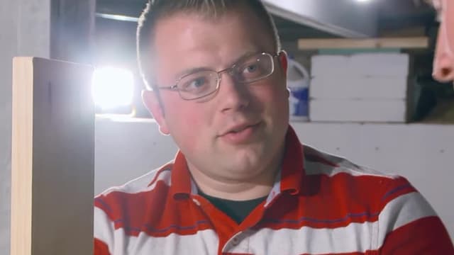 T04:C14 - S04:E14 - Bates Dish It Out