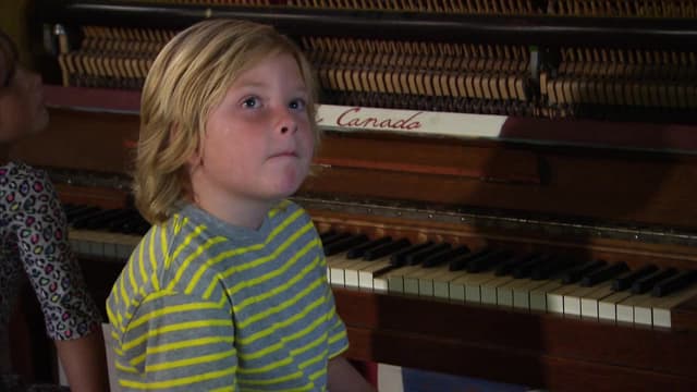 S01:E08 - Great Room