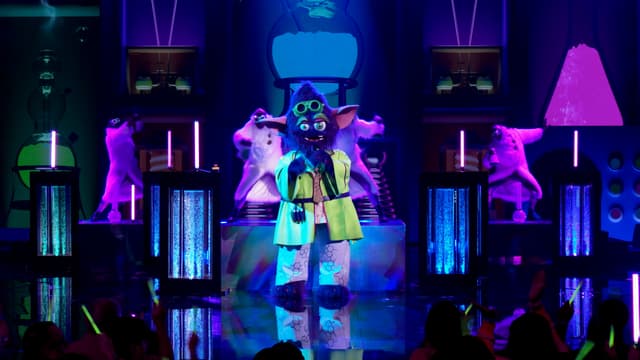 S13:E10 - The Lucky 6: Merging of the Masks