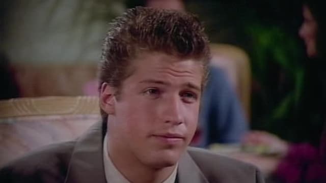 S09:E22 - Home Again