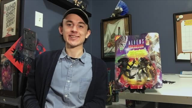 S03:E02 - Smash's Toys