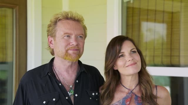 S05:E17 - Lee Roy & Lisa