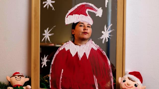 S05:E18 - DIY Christmas Crafts: Decor, Gifts and More!