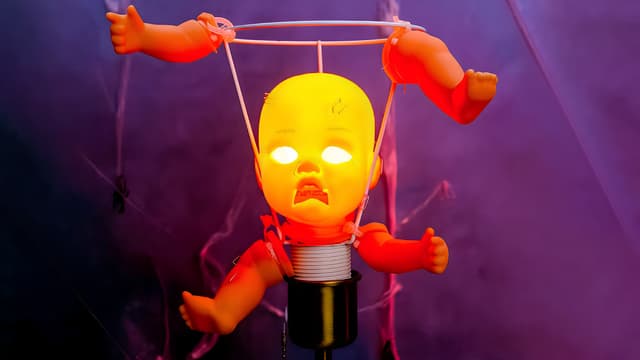 S01:E11 - Fantastic Ideas & Hacks for Halloween