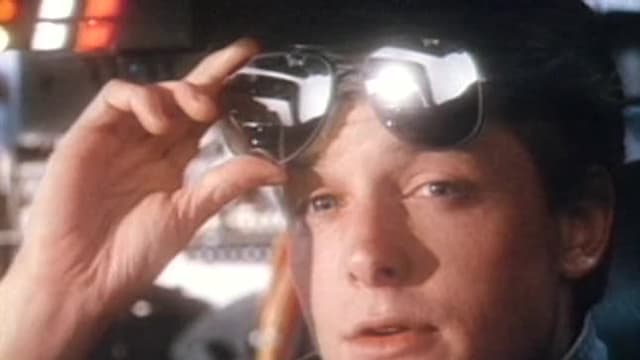 S01:E24 - Time Travelers