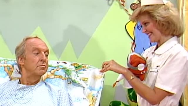 S07:E705 - Tonsils