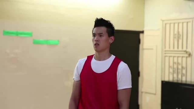 S01:E16 - Dumb Life Hacks That Actually Work / Things Not to Do While Playing Basketball