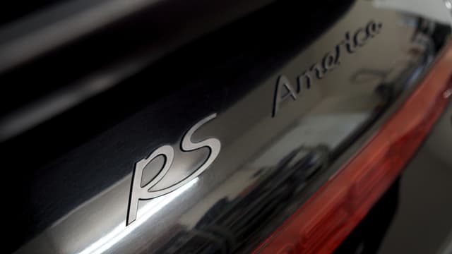 S01:E05 - Hot Rods and Porsches