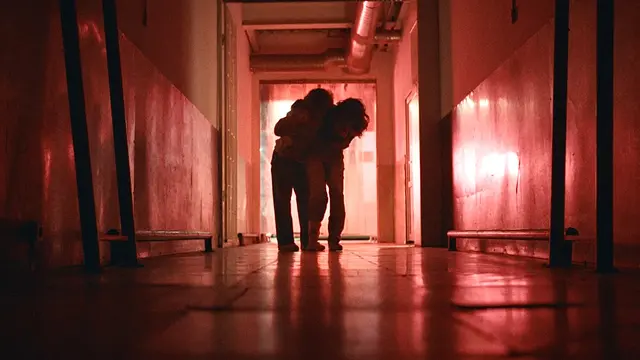 S02:E04 - THE BLACKOUT