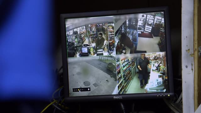 S01:E10 - Caught on Camera (Pt. 2)