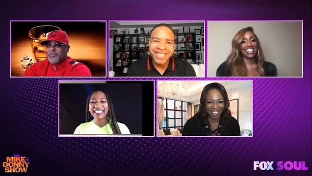 S01:E224 - Ladies Night: Intimacy and Your Comfort Level
