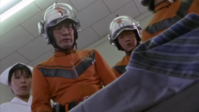 S01:E35 - Curel! Light Monster Prizuma