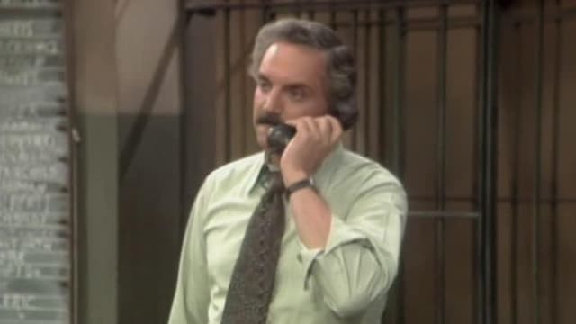 S04:E23 - Inauguration