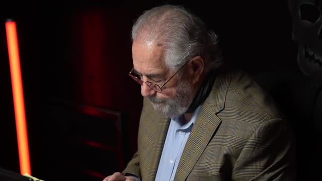 S05:E01 - Secrets I Never Knew About My Dad!