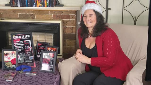 S01:E02 - Michelle Somers