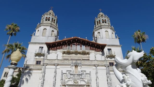 S01:E02 - Hearst Castle