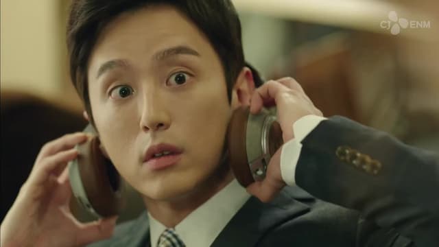 T02:C03 - S02:E03 - Episode 3