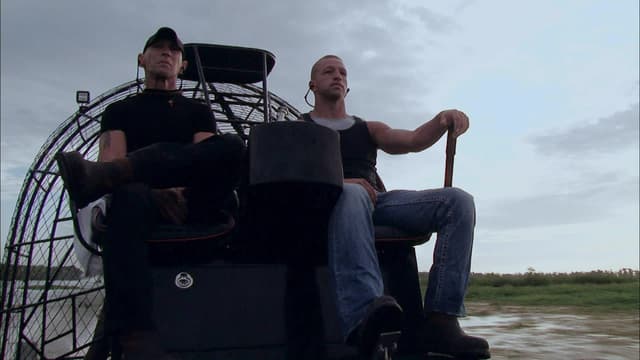 S06:E01 - Bounty on the Bayou