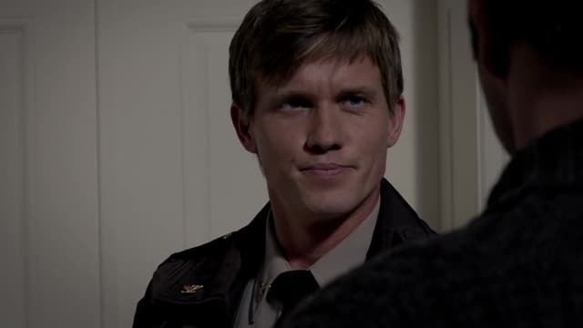 S01:E08 - Welcome Home