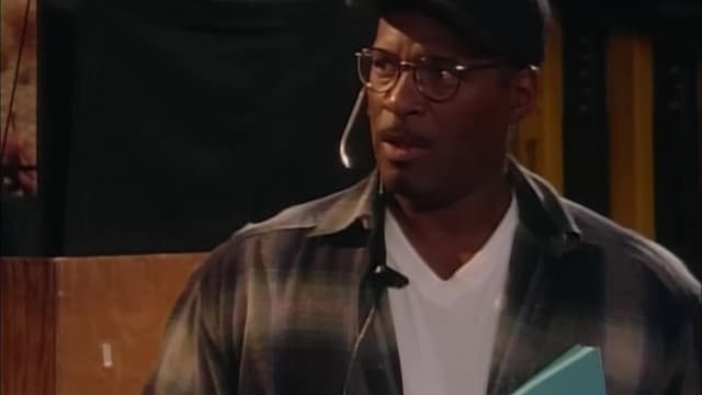 S05:E04 - Security