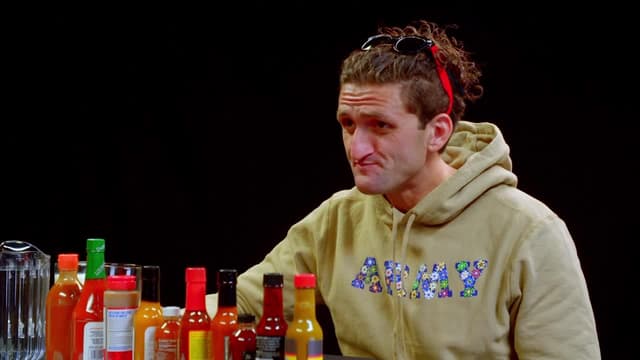 S04:E22 - Casey Neistat Melts His Face Off While Eating Spicy Wings