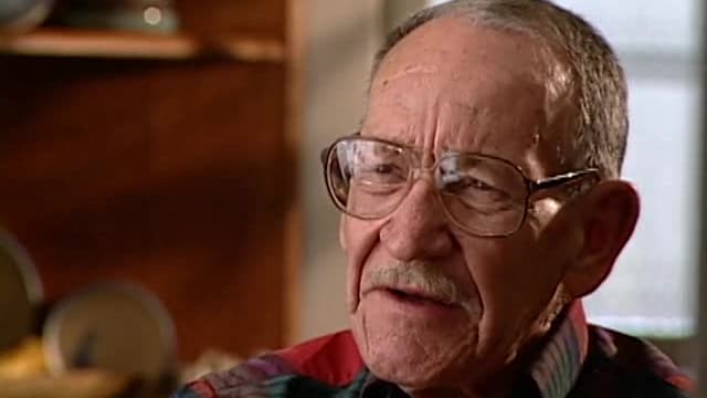 S01:E01 - Living on the Edge