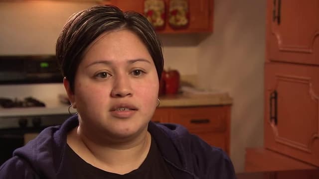 S03:E08 - Jocelyn and Gwen