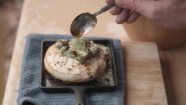 S02:E06 - Maple & Milkweed