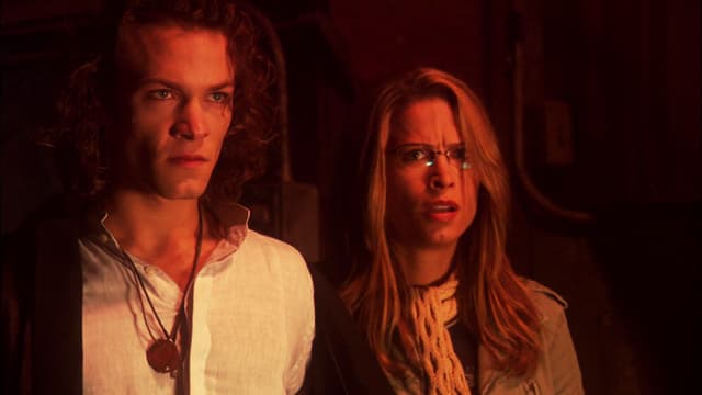 S01:E03 - Bad Juju