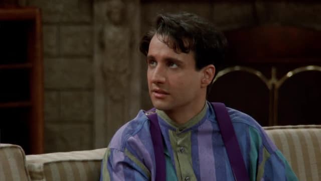 S07:E11 - Dimitri's World