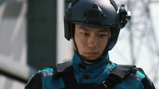 S01:E25 - The Ones Who Embrace the Earth