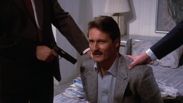 S01:E22 - The Assassin