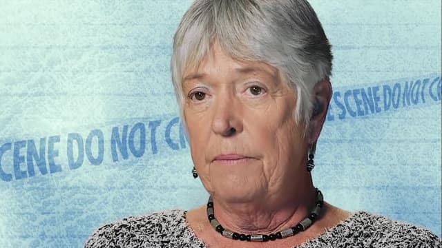 S01:E02 - Debra Brown / Chakkira Wonnum