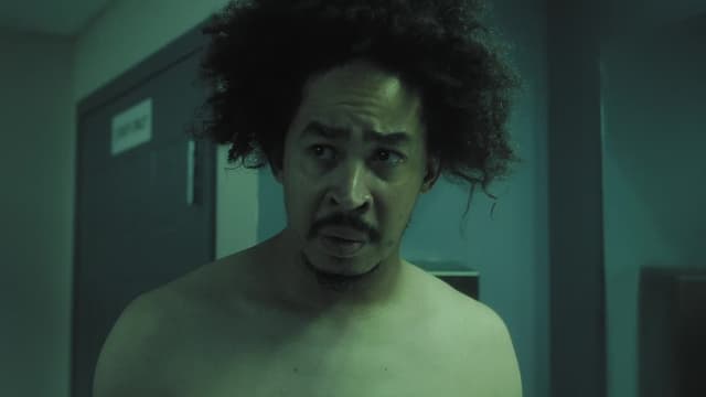 S01:E02 - Rob Does a Show