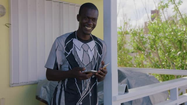 S01:E01 - Los perros del huracán Dorian