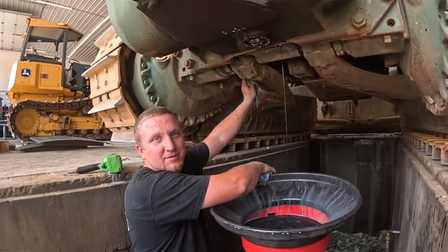 S01:É11 - S01:E11 - The Dozer's Secret History
