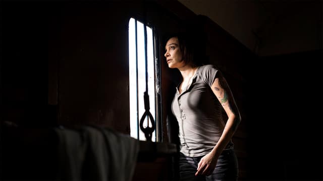 S06:E01 - Clean Slate