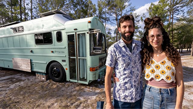 S01:E09 - Not Your Average Bus