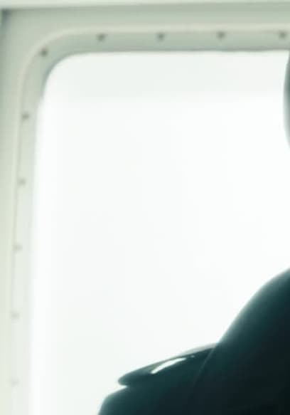 S01:E01 - Arrival poster