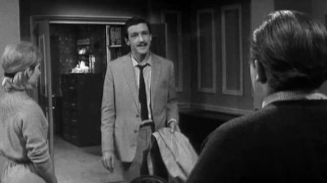 S03:E22 - The Outside-in Man