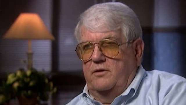 T08:C03 - S08:E03 - Paintball