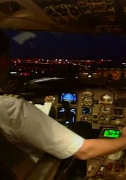 S01:E11 - The Success of Twin - Engine Aircraft poster