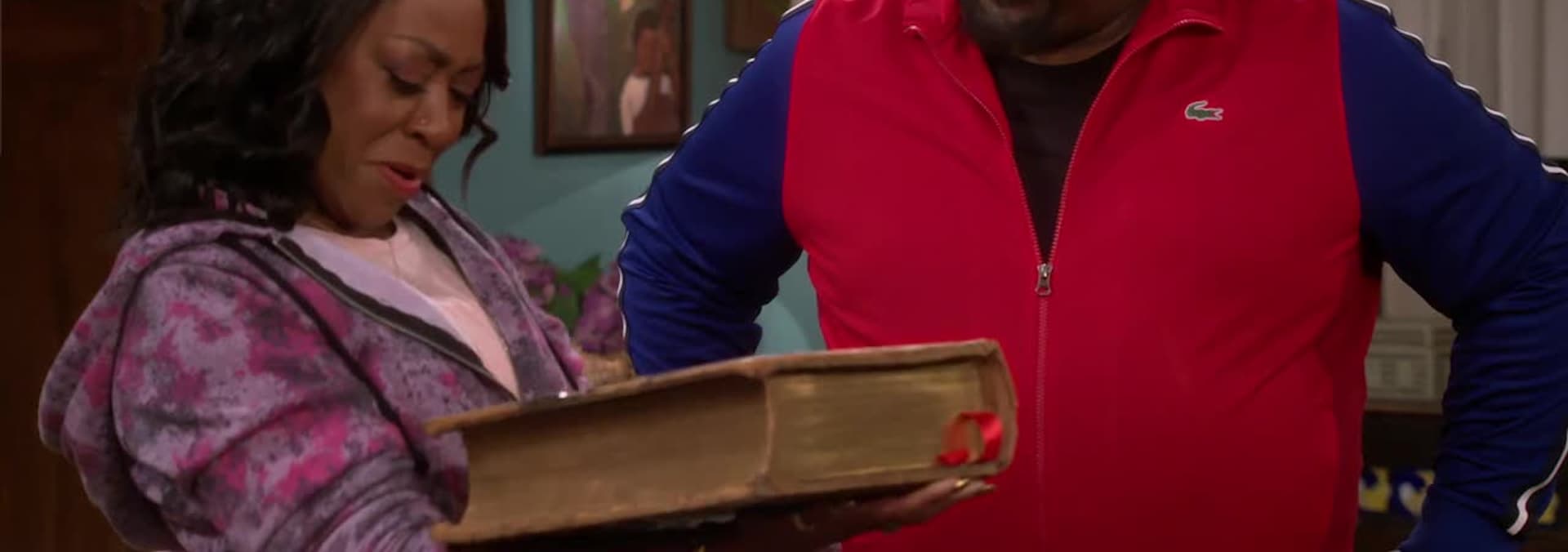 Watch The Neighborhood S03:E16 - Welcome to the Test Run - Free TV ...