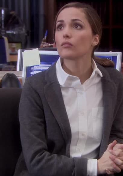 S03:E04 - Don't Throw That at the Chicken poster