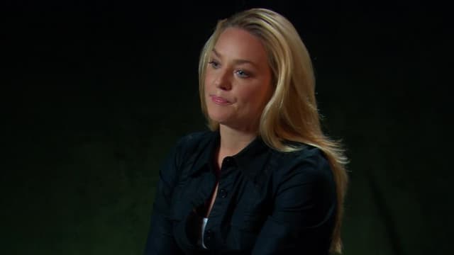 S01:E10 - Elisabeth Rohm