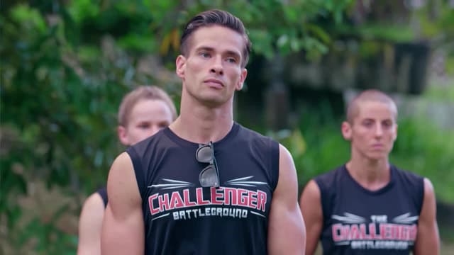 S02:E03 - Goliath vs. Goliath