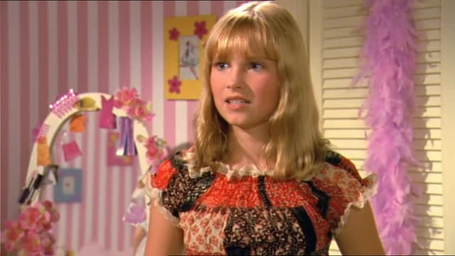 S01:E09 - Changing Rooms